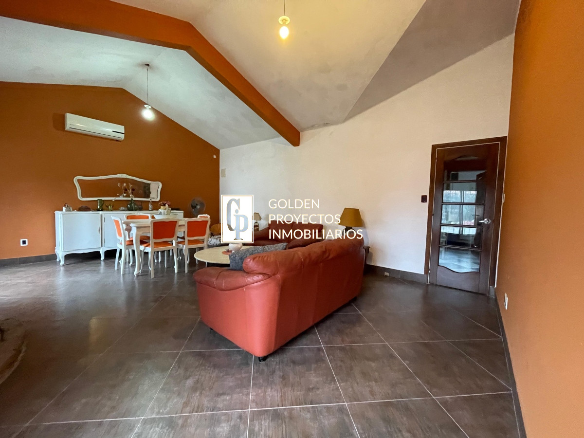 Casa ID.214/Casa-en-Venta-3-Dormitorios-en-Atlántida- - Casa en Venta 3 Dormitorios en Atlántida 