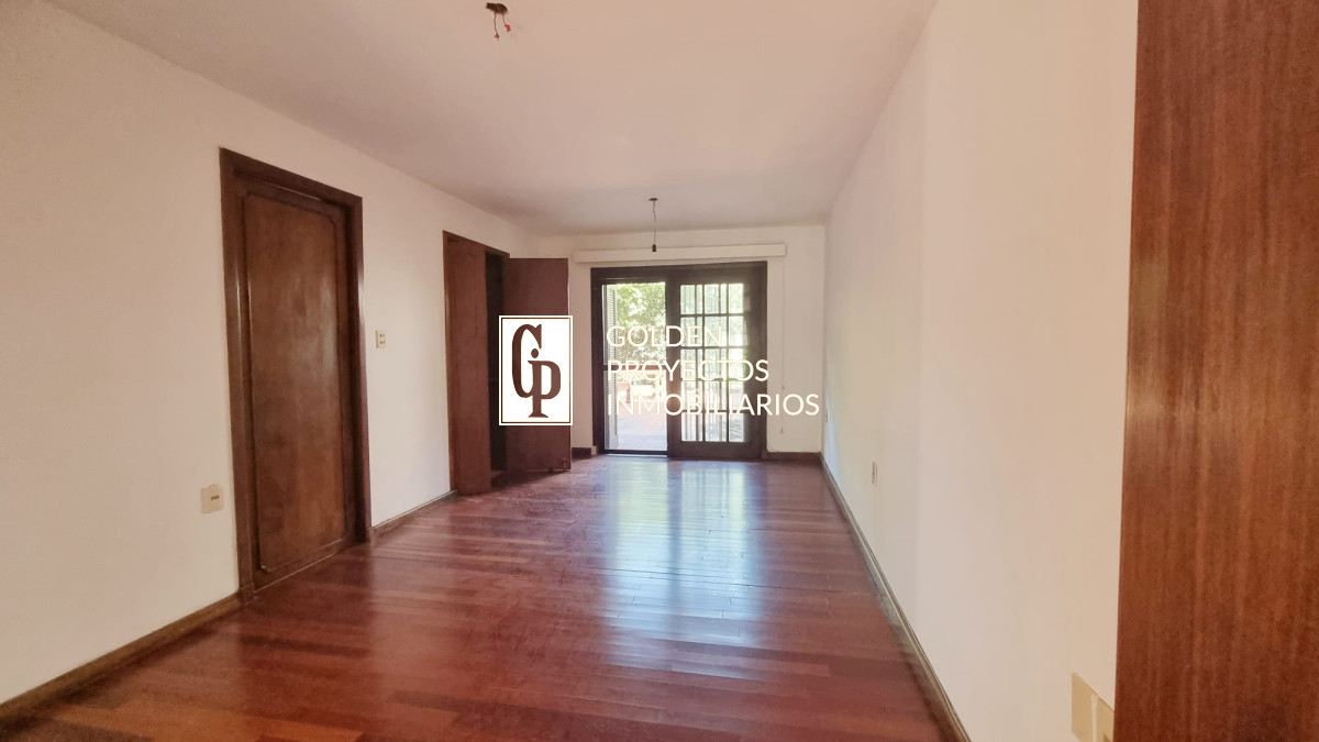 Casa ID.512/Casa-En-Alquiler-de-3-Dormitorios-Carrasco - Casa En Alquiler de 3 Dormitorios Carrasco