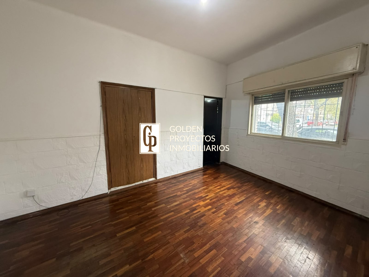 Casa ID.913 - Casa en Alquiler 3 dormitorios 3 baños y Garage Buceo 