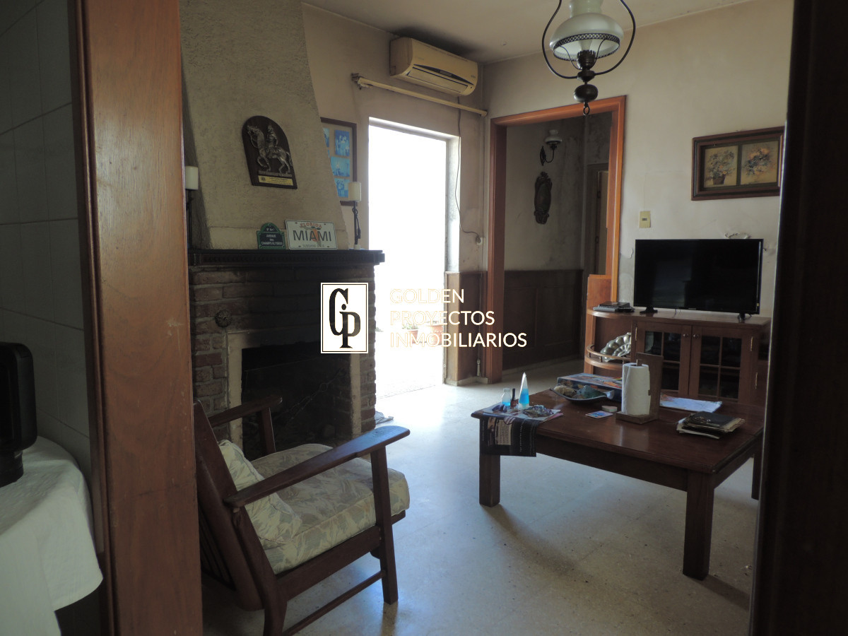Casa ID.461/Casa-en-venta,4-dormitorios,Sayago. - Casa en venta,4 dormitorios,Sayago.