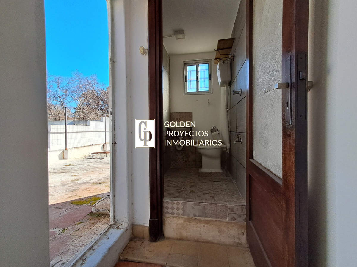 Casa ID.826/ - Casa en Venta Cuatro Dormitorios Balcón y Terraza en Unión