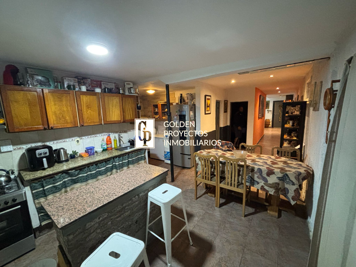 Casa ID.456 - Casa en venta, 4 dormitorios, Sayago.
