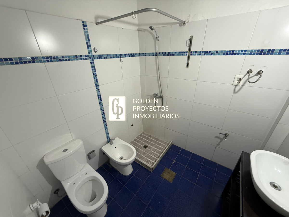 Casa ID.841 - Casa en Alquiler 2 dormitorios La blanqueada 