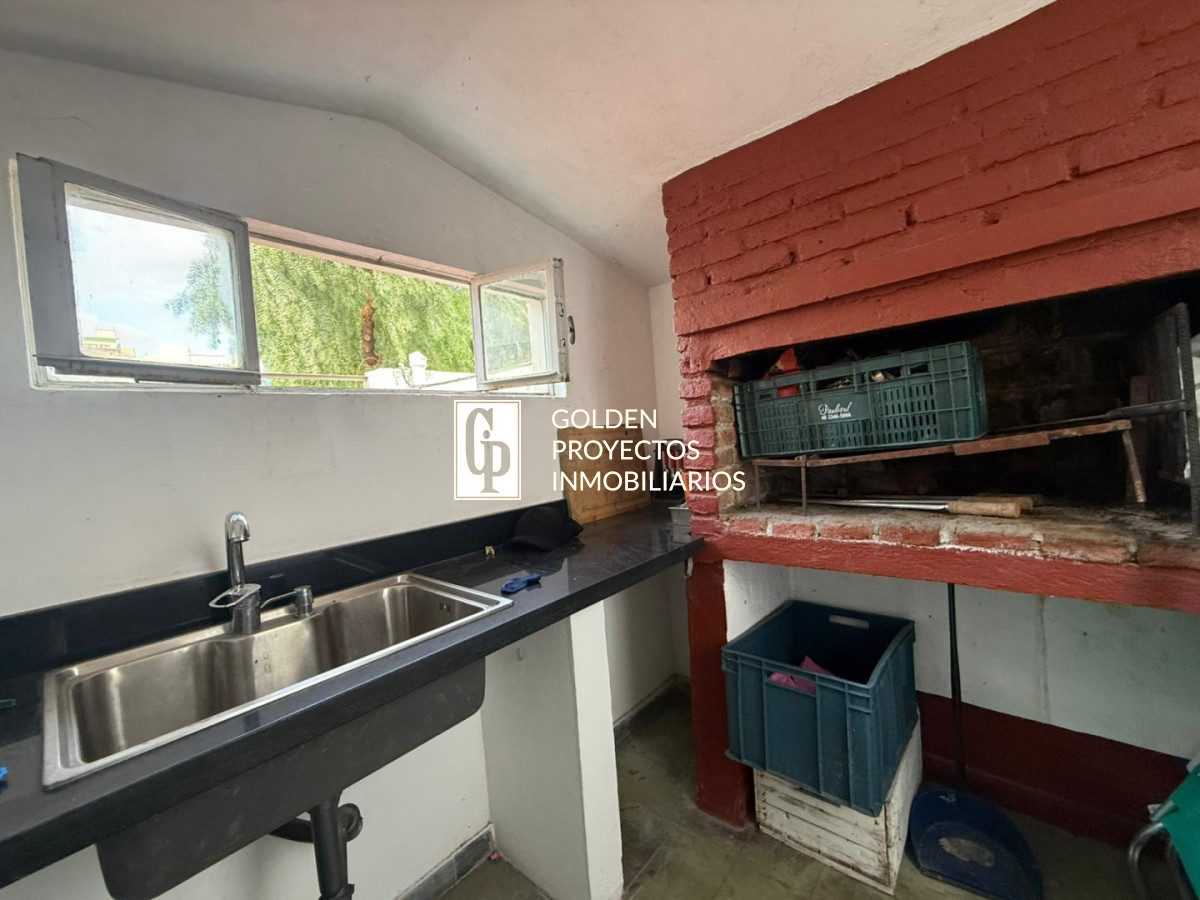 Casa ID.875/Casa-en-Venta-3-dormitorios-y-Garage-Parque-Batlle - Casa en Venta 3 dormitorios y Garage Parque Batlle