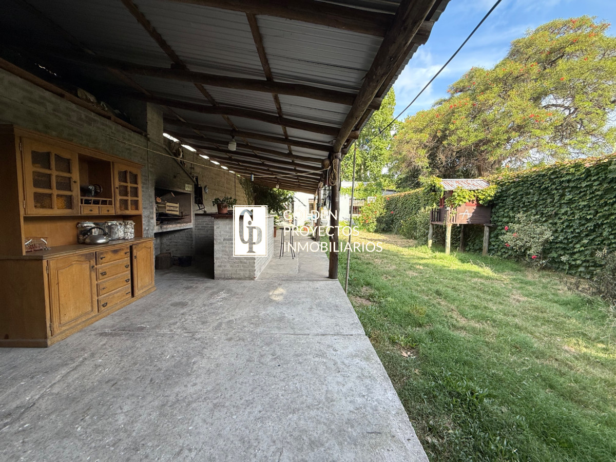 Casa ID.434/Casa-en-Venta-3-dormitorios-2-baños-garage-en-Atahualpa - Casa en Venta 3 dormitorios 2 baños garage en Atahualpa