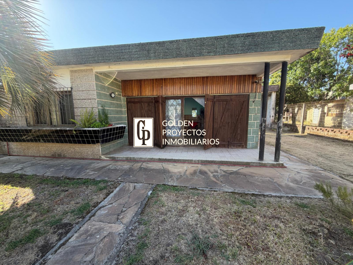 Casa ID.682/Casa-En-Venta-De-2-Dormitorios-Con-Galpón-En-Parque-Del-Plata - Casa En Venta De 2 Dormitorios Con Galpón En Parque Del Plata