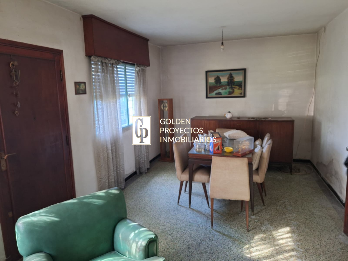 Casa ID.585 - Padrón Único en Venta con 4 unidades en Bella Italia