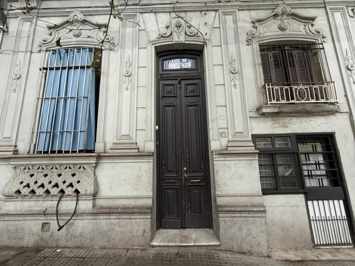 Casa en Venta 8 dormitorios Padrón Único en Cordón 