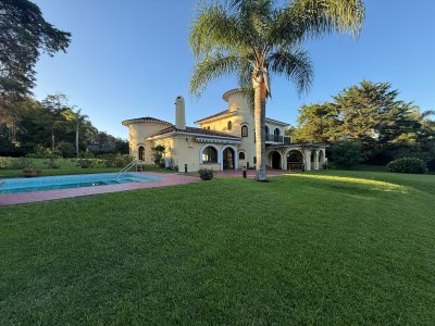  Casa en Alquiler Anual Punta del Este 