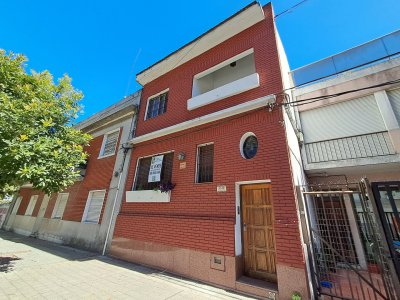 Casa en Venta 3 Dormitorios y Parrillero La blanqueada