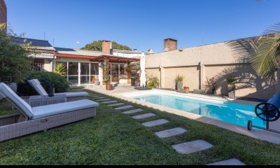 Casa en Venta 3 Dormitorios , Atahualpa
