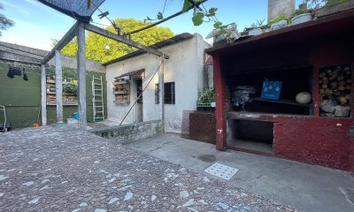 Padron unico en venta con renta,Maroñas.