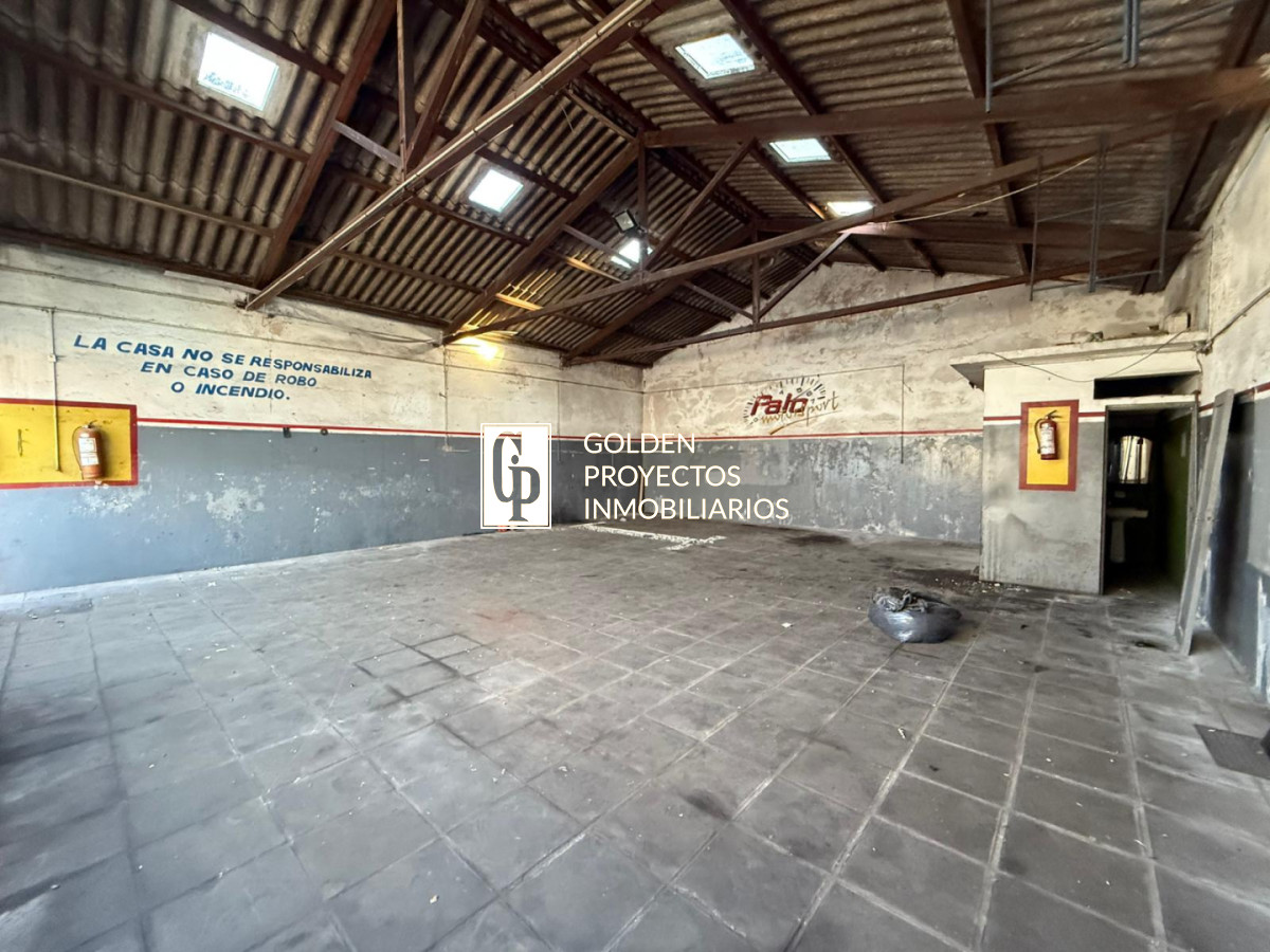 Galpón ID.674 - Galpón en Alquiler 120m2 casi Cno. Carrasco 