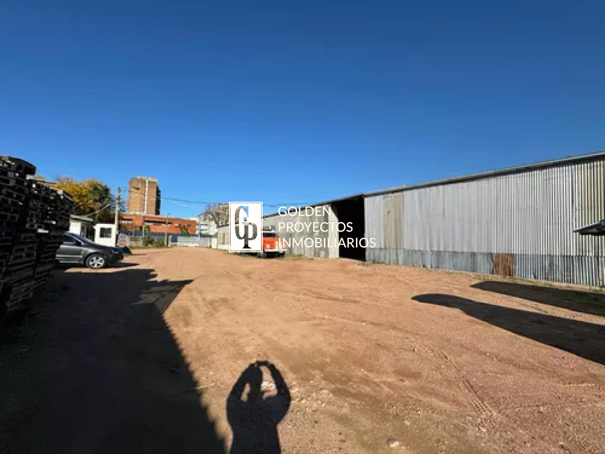 Galpón ID.449 - Galpon en Alquiler en Malvin Norte
