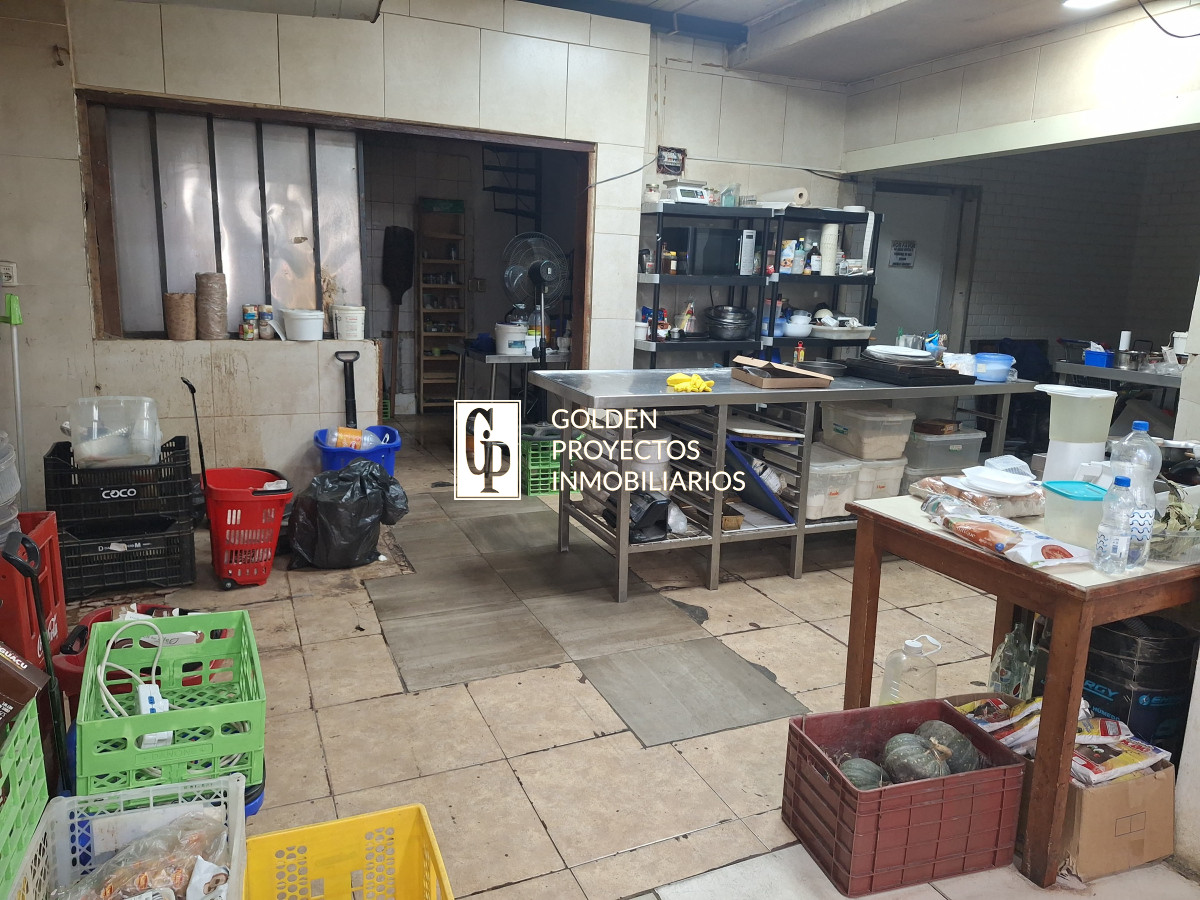 Local Comercial ID.523/Venta-Llave-de-Autoservicio-sobre-Avenida-Principal-en-La-Comercial - Venta Llave de Autoservicio sobre Avenida Principal en La Comercial