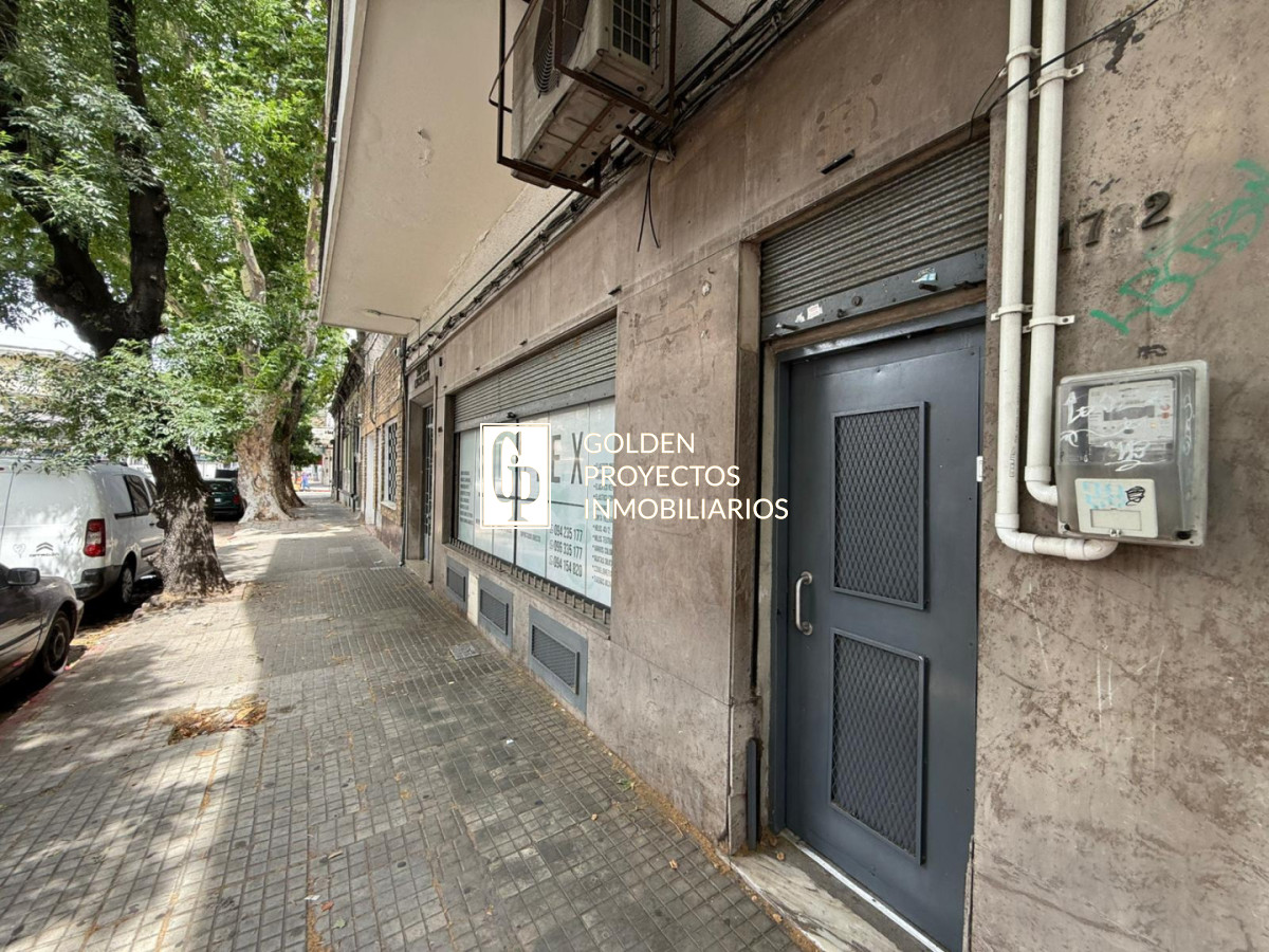 Local Comercial ID.646 - Alquiler Local Comercial Balandengues y L.Terra 