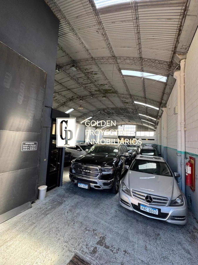 Local Comercial ID.448 - Alquiler Local en Malvin , sobre Av.Italia 