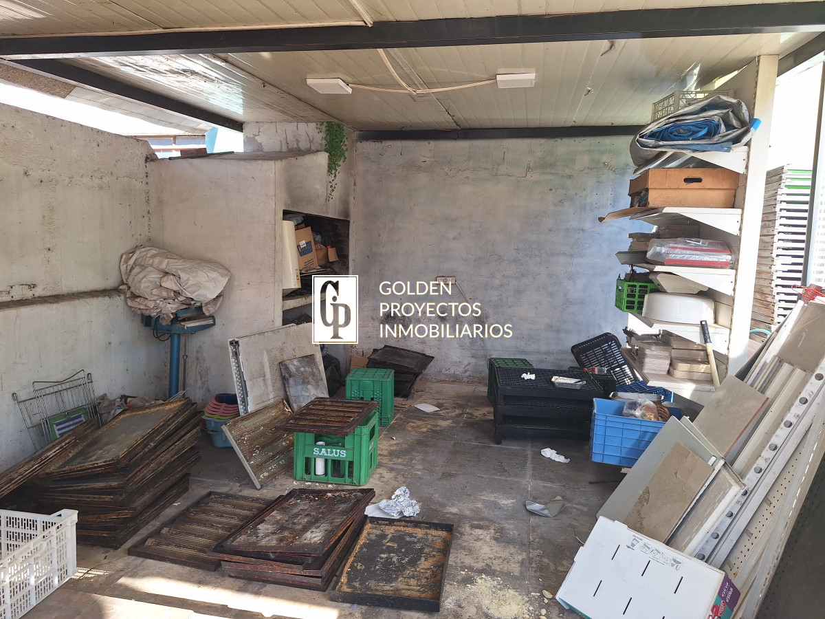 Local Comercial ID.523/Venta-Llave-de-Autoservicio-sobre-Avenida-Principal-en-La-Comercial - Venta Llave de Autoservicio sobre Avenida Principal en La Comercial