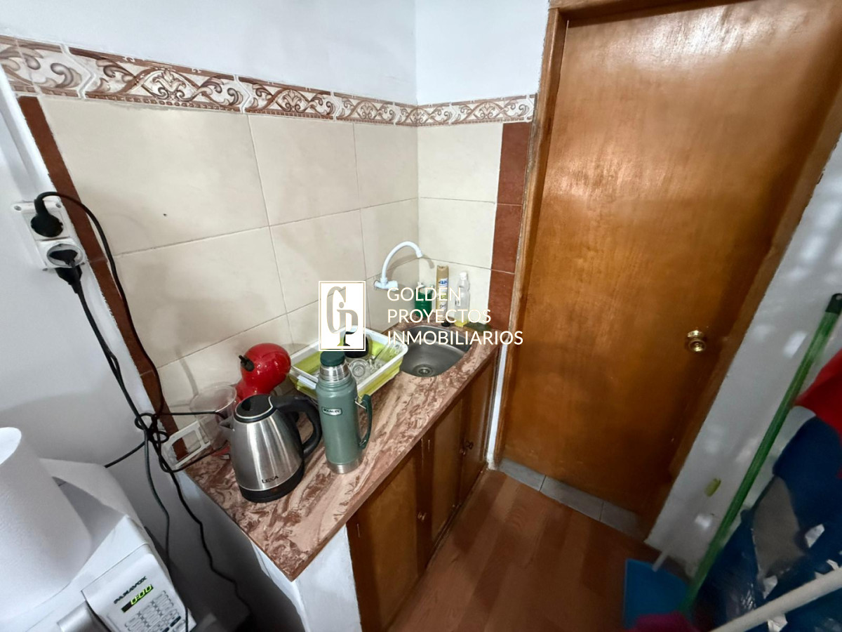 Local Comercial ID.646 - Alquiler Local Comercial Balandengues y L.Terra 