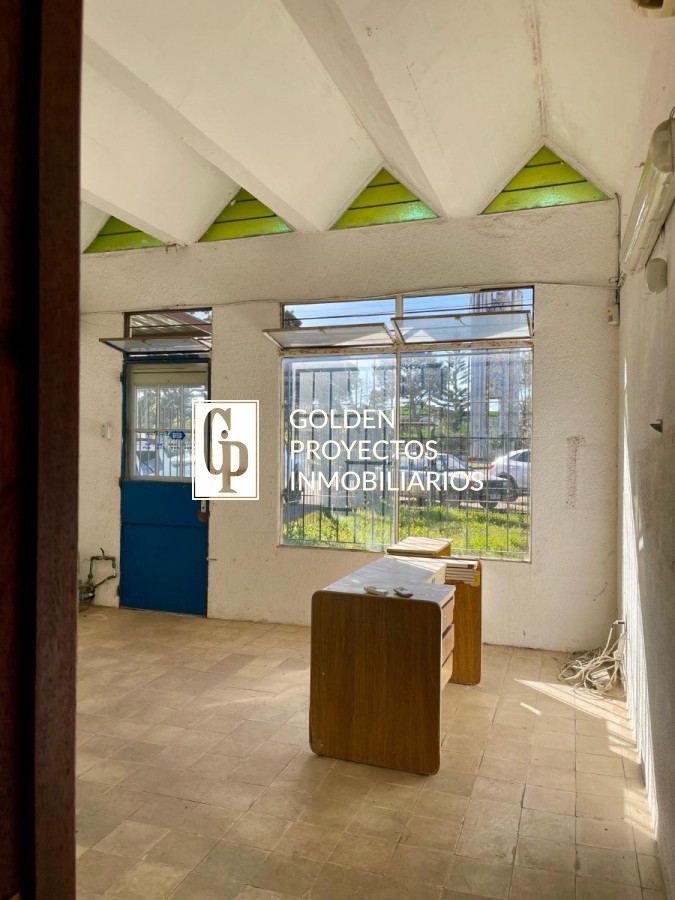 Local Comercial ID.538/Local-Con-Vivienda-En-Alquiler-Shangrila- - Local Con Vivienda En Alquiler Shangrila 