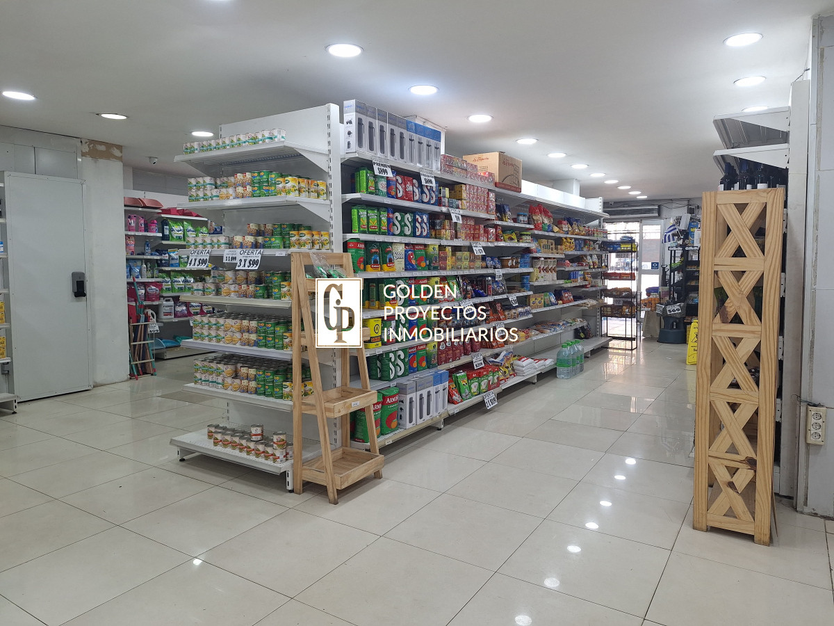 Local Comercial ID.523/Venta-Llave-de-Autoservicio-sobre-Avenida-Principal-en-La-Comercial - Venta Llave de Autoservicio sobre Avenida Principal en La Comercial