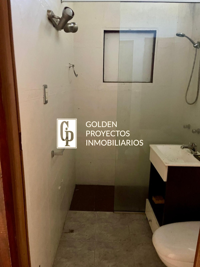 Local Comercial ID.538/Local-Con-Vivienda-En-Alquiler-Shangrila- - Local Con Vivienda En Alquiler Shangrila 