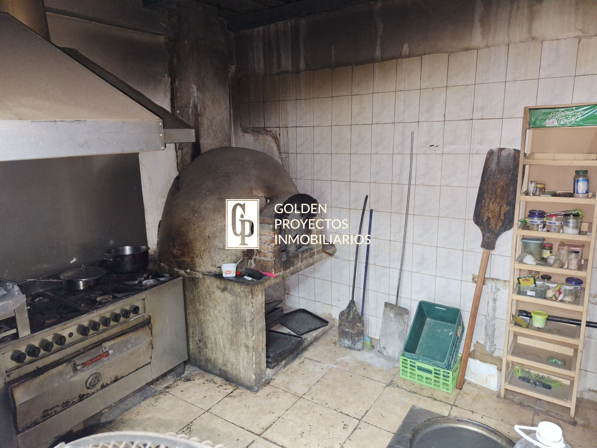 Local Comercial ID.523/Venta-Llave-de-Autoservicio-sobre-Avenida-Principal-en-La-Comercial - Venta Llave de Autoservicio sobre Avenida Principal en La Comercial