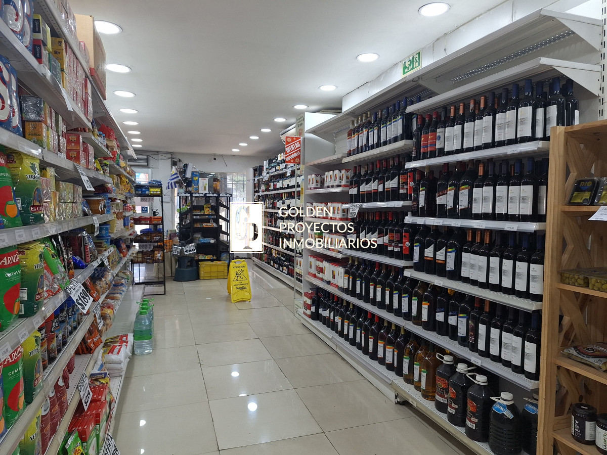 Local Comercial ID.523/Venta-Llave-de-Autoservicio-sobre-Avenida-Principal-en-La-Comercial - Venta Llave de Autoservicio sobre Avenida Principal en La Comercial