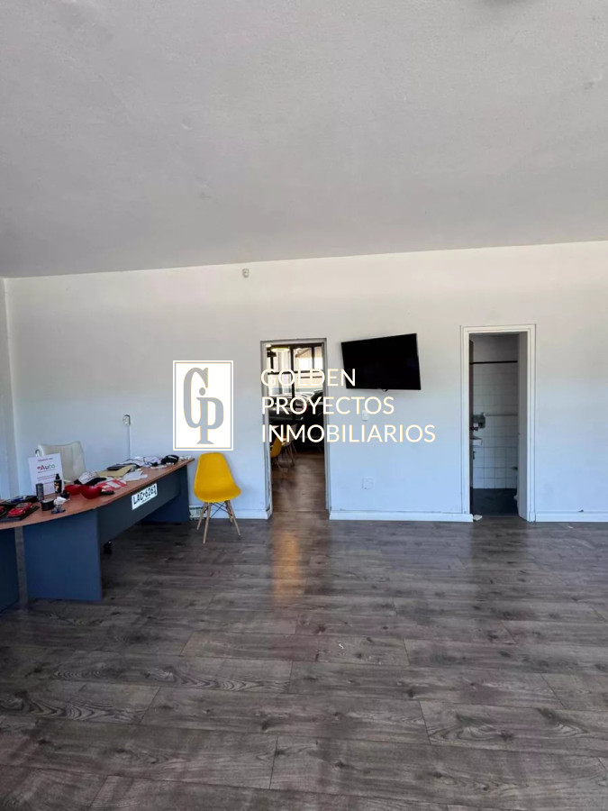Local Comercial ID.448 - Alquiler Local en Malvin , sobre Av.Italia 