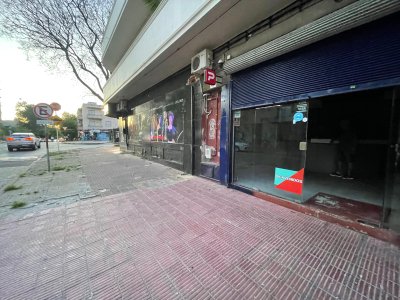 Local en Alquiler ideal gastronomía en Pocitos