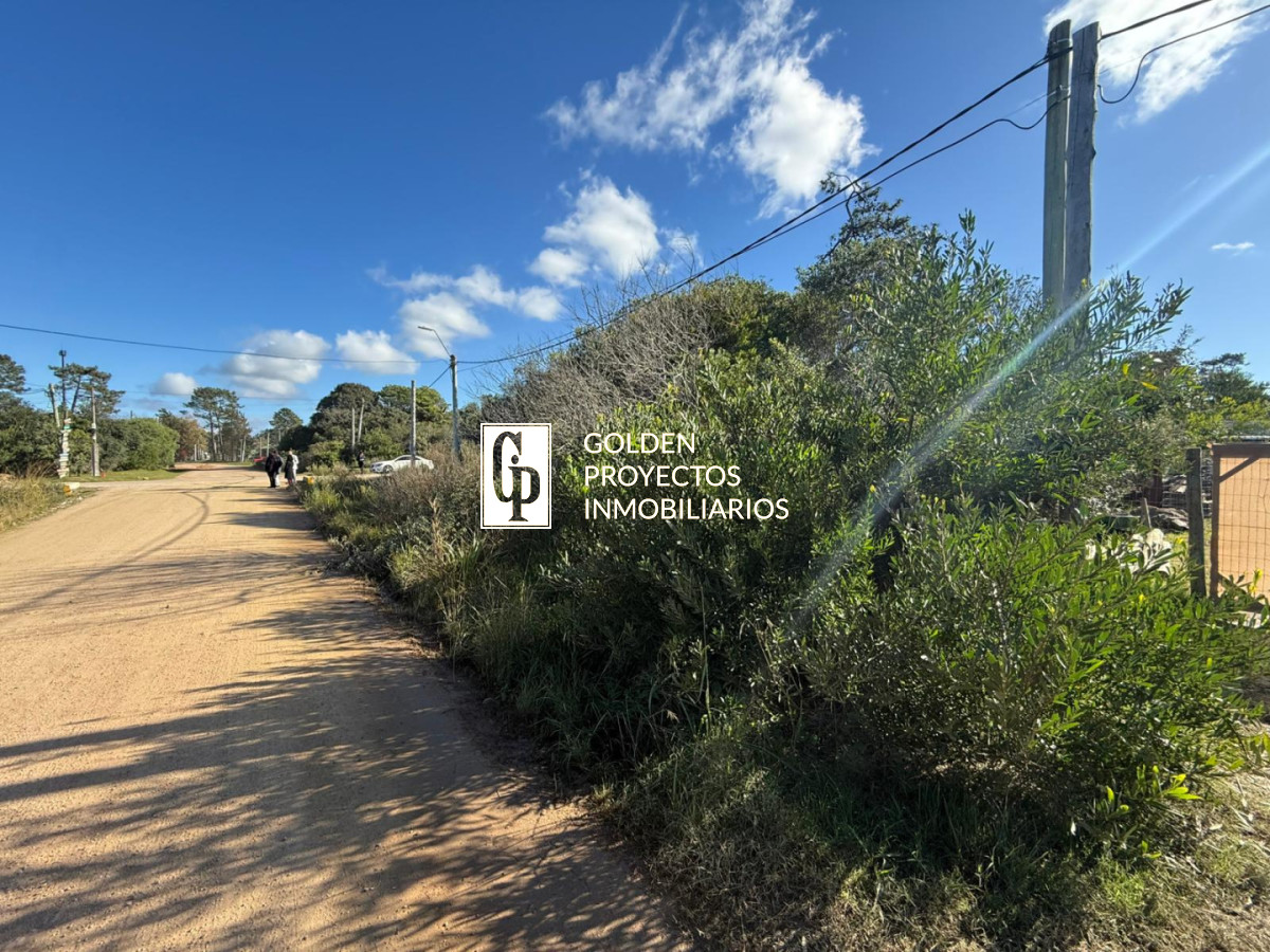 Terreno ID.775/Terreno-en-Venta-708-m2-Ocean-Park- - Terreno en Venta 708 m2 Ocean Park 
