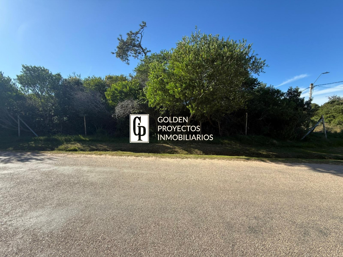 Terreno ID.775/Terreno-en-Venta-708-m2-Ocean-Park- - Terreno en Venta 708 m2 Ocean Park 