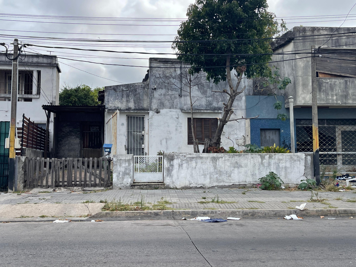 Terreno en Venta 356 m2 en Buceo sobre Solano López 
