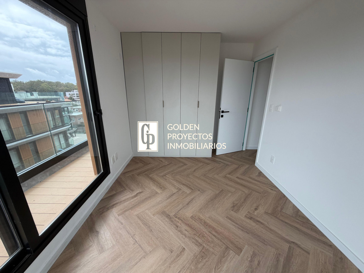 Apartamento ID.851/Apartamento-en-Alquiler-2-Dormitorios-con-Cocina-definida-en-Barra-de-Carrasco - Apartamento en Alquiler 2 Dormitorios con Cocina definida en Barra de Carrasco