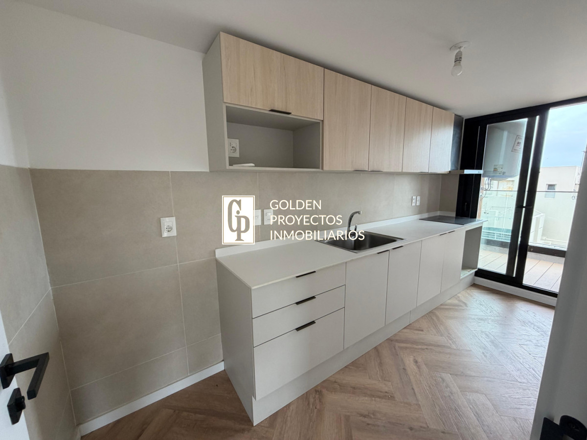 Apartamento ID.851/Apartamento-en-Alquiler-2-Dormitorios-con-Cocina-definida-en-Barra-de-Carrasco - Apartamento en Alquiler 2 Dormitorios con Cocina definida en Barra de Carrasco