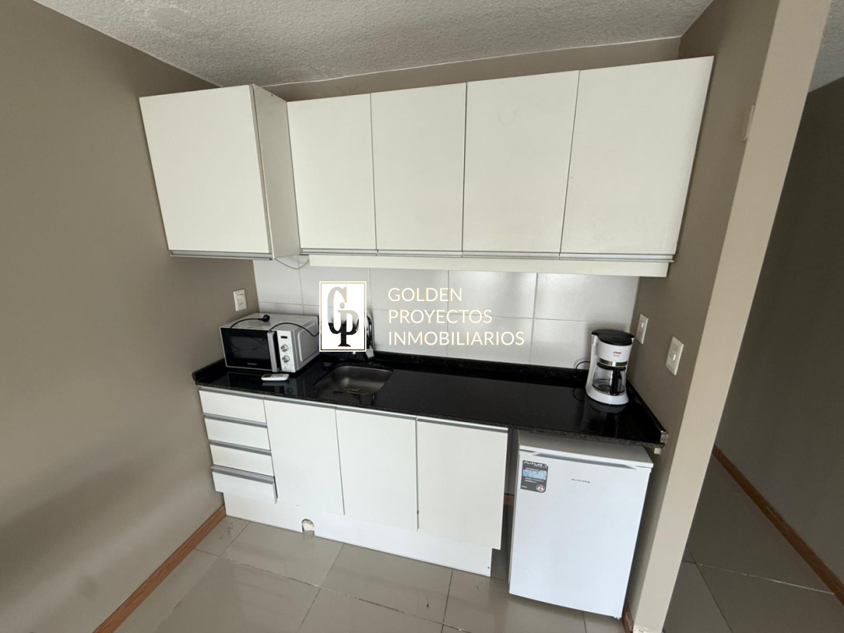 Oficina ID.755 - Oficina en Alquiler  Cordon