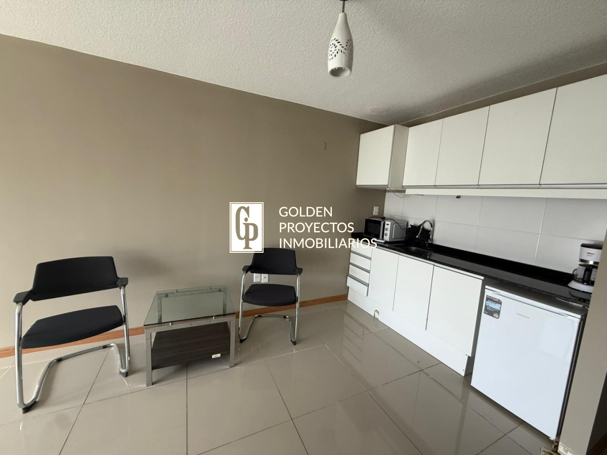 Oficina ID.755 - Oficina en Alquiler  Cordon