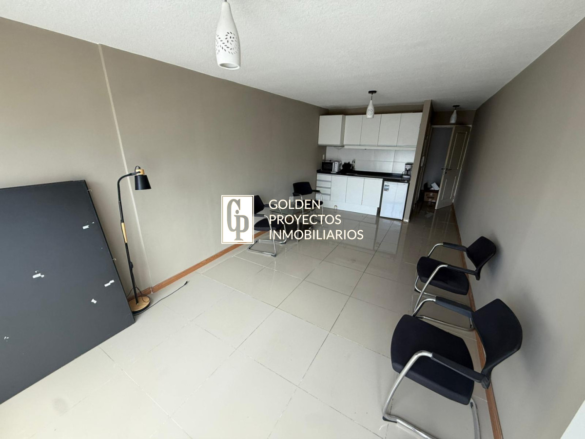 Oficina ID.755 - Oficina en Alquiler  Cordon