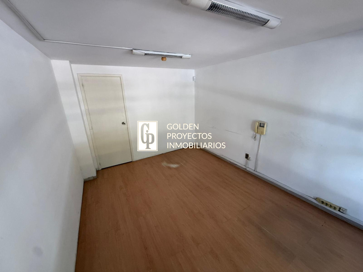 Oficina ID.733 - Oficina en Alquiler Torre de los Caudillos Cordon