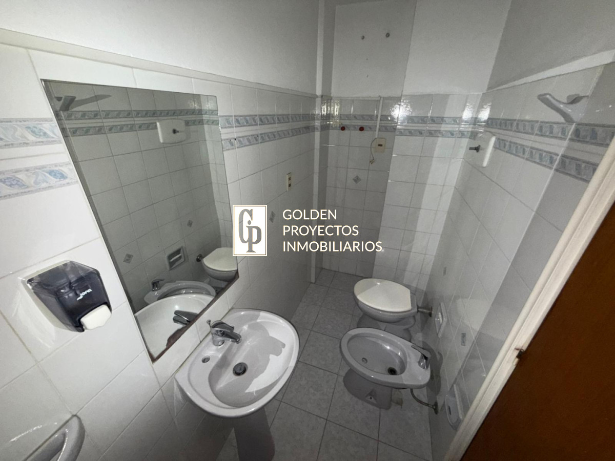 Oficina ID.733 - Oficina en Alquiler Torre de los Caudillos Cordon