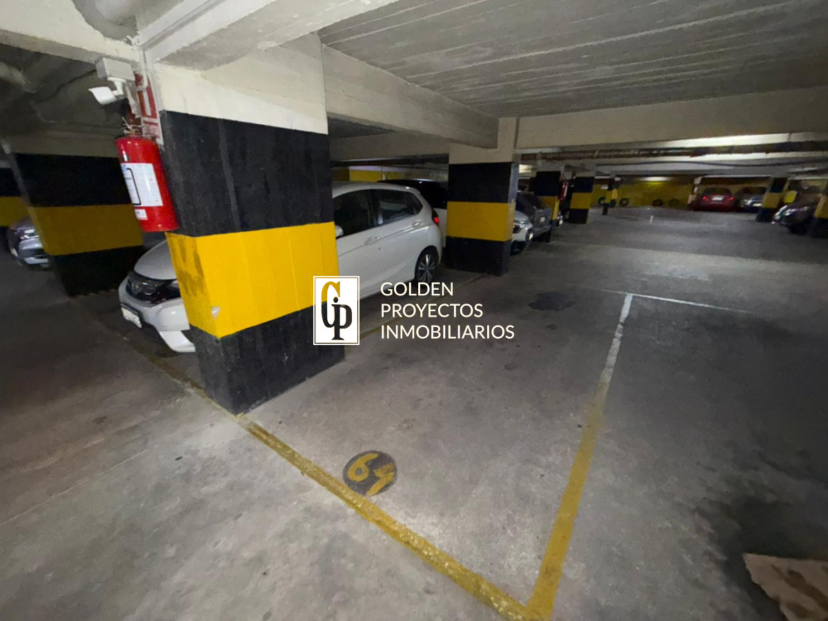 Oficina ID.733 - Oficina en Alquiler Torre de los Caudillos Cordon