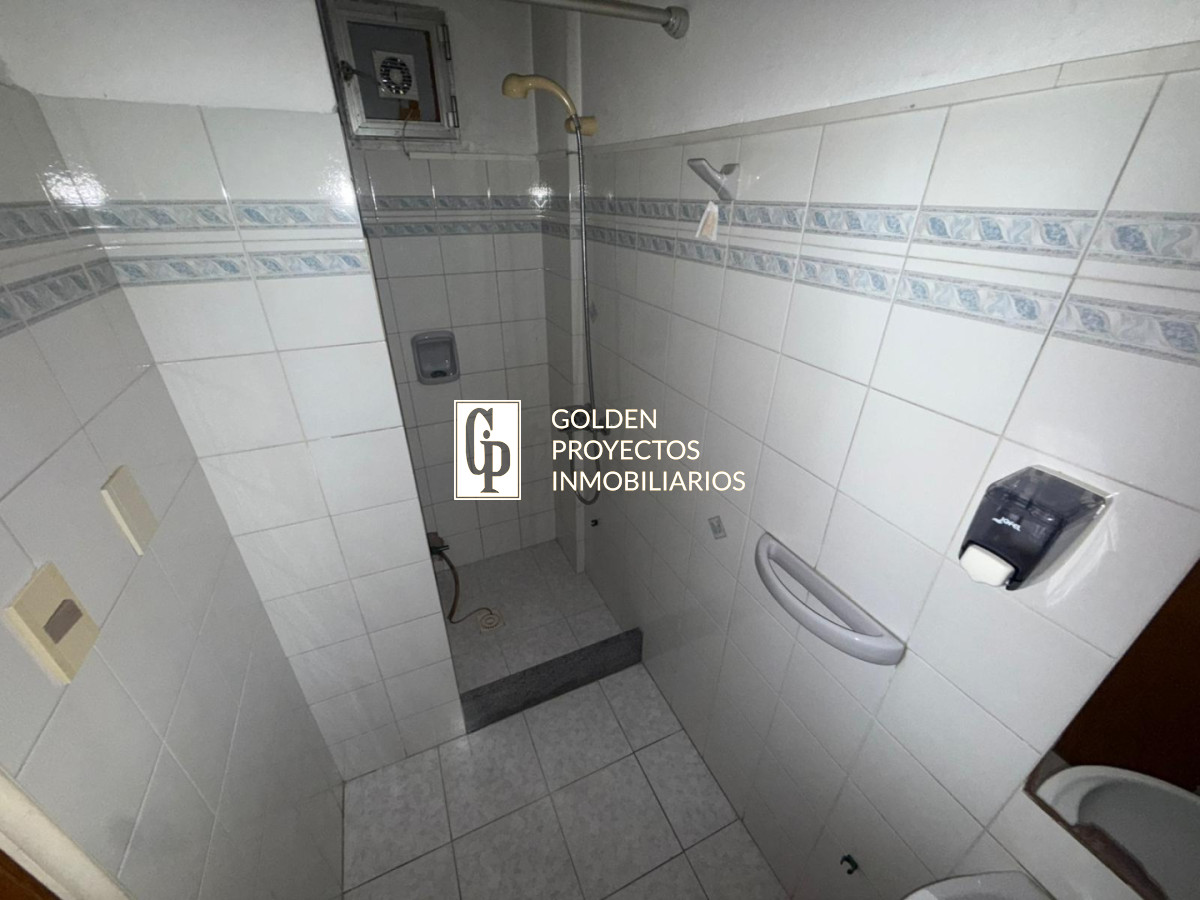 Oficina ID.733 - Oficina en Alquiler Torre de los Caudillos Cordon