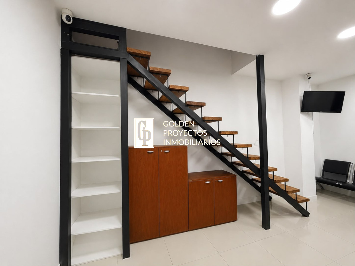 Oficina ID.830/ - Local en Alquiler en Centro