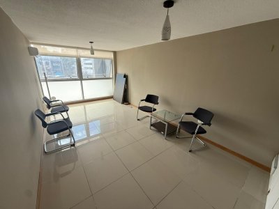 Oficina en Alquiler  Cordon