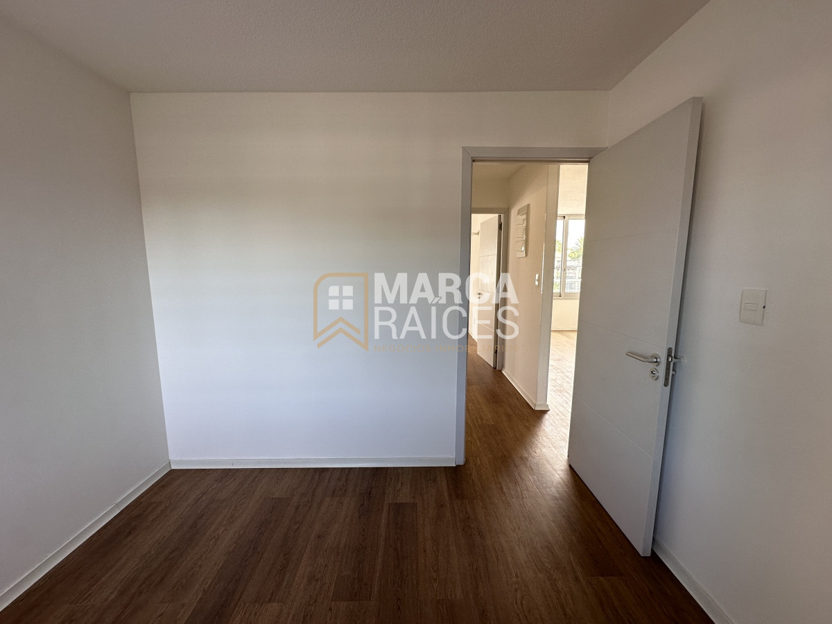 Apartamento ID.699 - Alquiler Apartamento 2 Dormitorios Balcon Cochera Complejo Cerrado Prado Montevideo