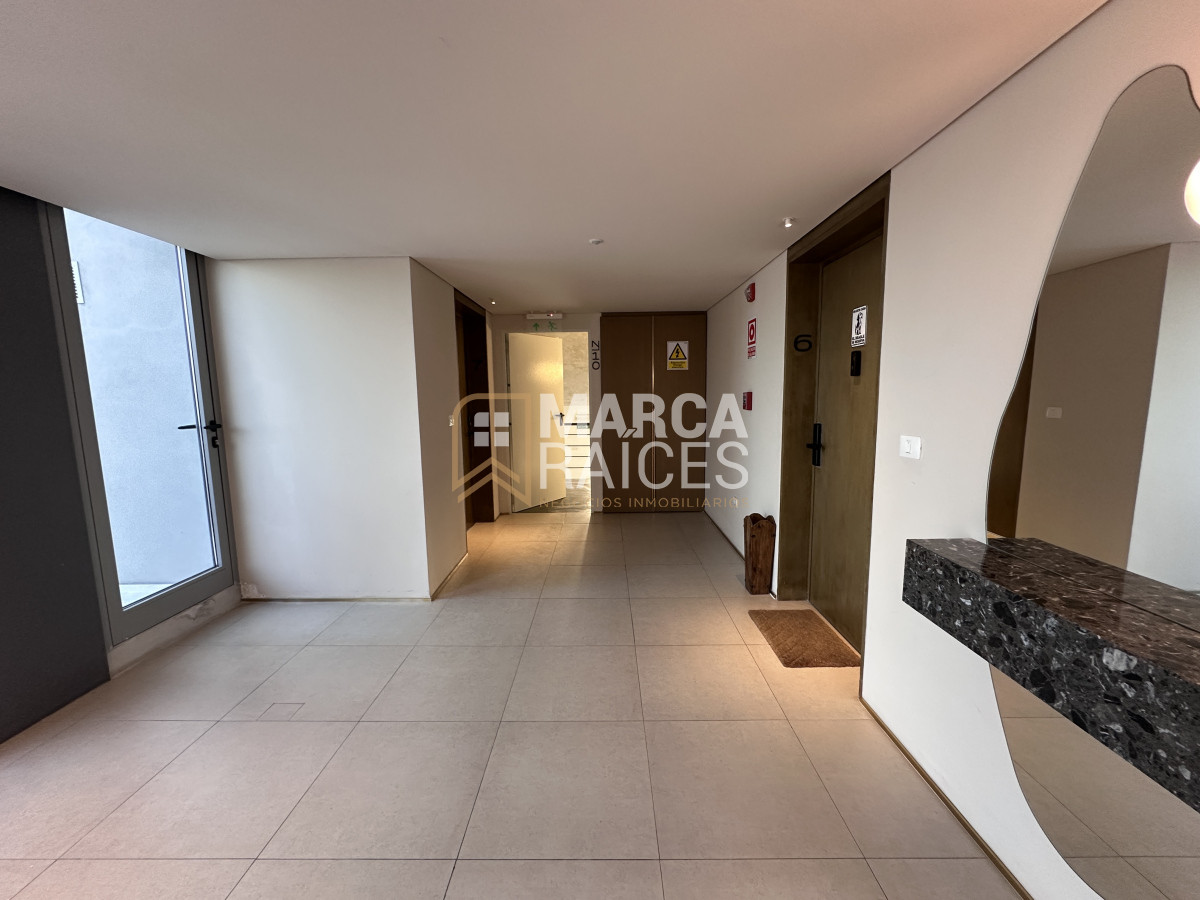 Apartamento ID.1381 - Alquiler Apartamento Penthouse 1 Dormitorio Centro Montevideo