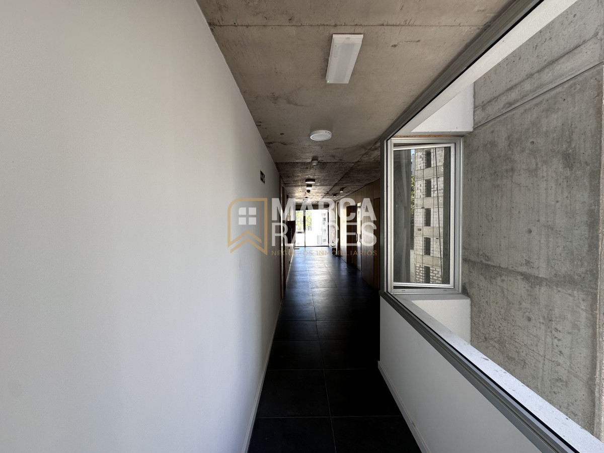 Apartamento ID.1402 - Apartamento Amplio A Estrenar Amoblado Piso 4 Al Frente Luminoso Cordon Sur Montevideo