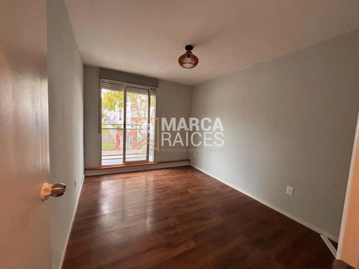 Apartamento ID.1982 - Alquiler Duplex. La Blanqueada, Montevideo