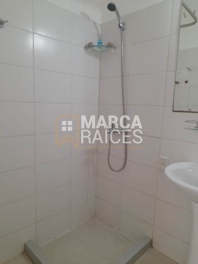 Apartamento ID.1816 - Alquiler Apartamento 2 Dormitorios, planta baja con patio. La Blanqueada, Montevideo