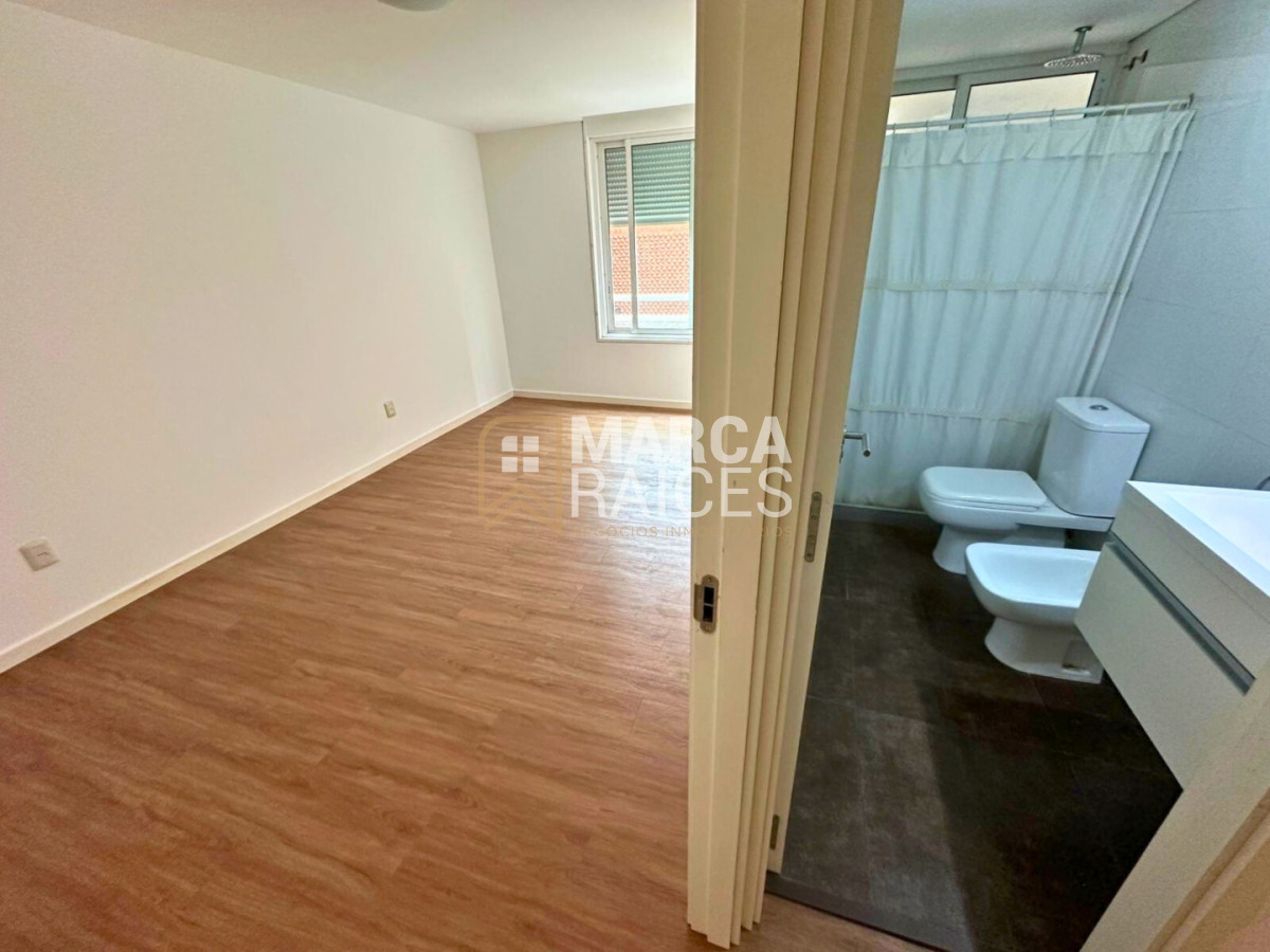 Apartamento ID.1878 - Alquiler Apartamento 1 Dormitorio G.C Bajos Opcion Garage Punta Carretas Montevideo